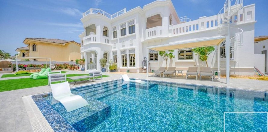 6 bedrooms Villa in Signature Villas, UAE No. 198710