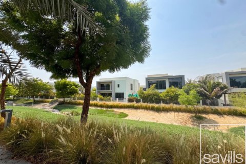 4 bedrooms Villa in Sidra Villas, UAE No. 198711 6