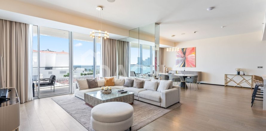 4 غرف نوم شقة في The Crescent, الإمارات العربية المتحدة رقم 166681