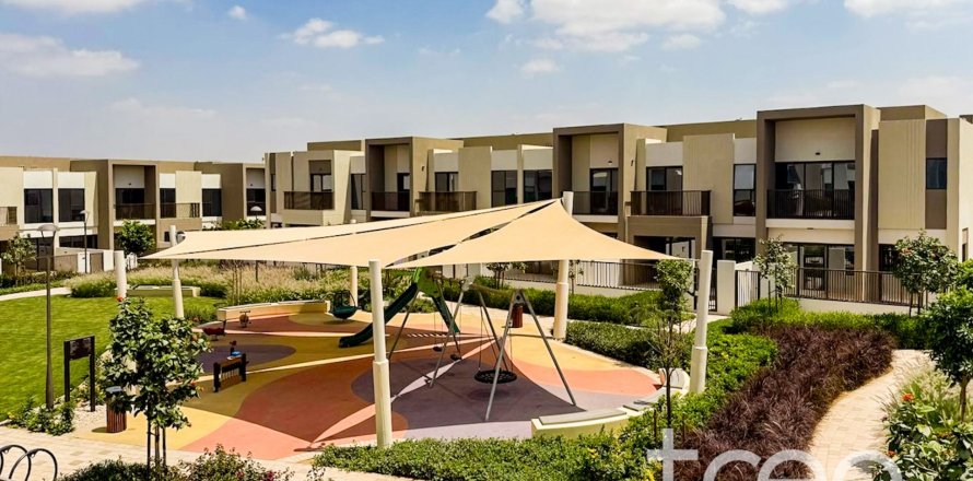 3 bedrooms Townhouse in Villanova, UAE No. 198996