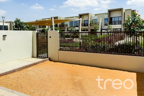 3 bedrooms Townhouse in Villanova, UAE No. 198996 4