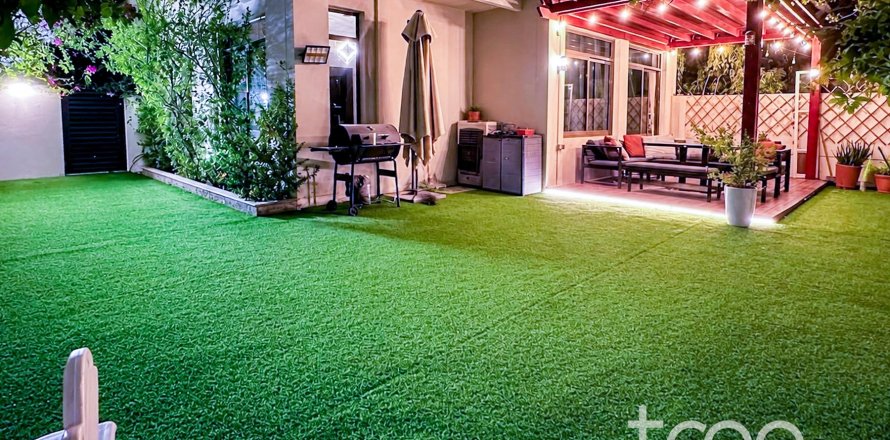 4 bedrooms Townhouse in Noor Townhouses, UAE No. 198994