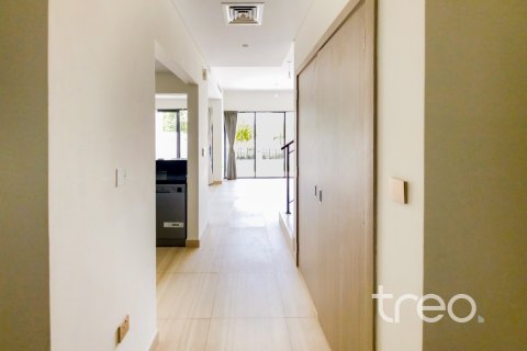 3 bedrooms Townhouse in DAMAC Hills (Akoya by DAMAC), UAE No. 199000 11