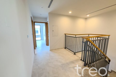 4 bedrooms Townhouse in Villanova, UAE No. 198998 13
