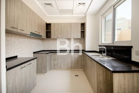 Townhouse de 4 dormitorios  No. 114235 12