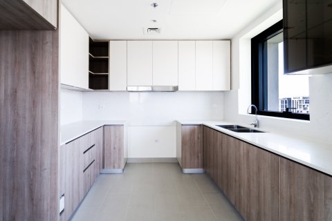 Apartment de 3 dormitorios en Dubai, UAE No. 183225 4
