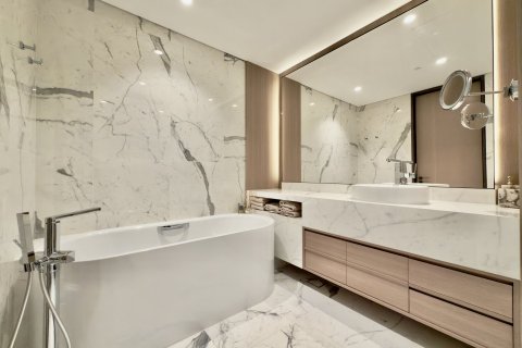 Apartment de 2 dormitorios en Zabeel, UAE No. 183223 12
