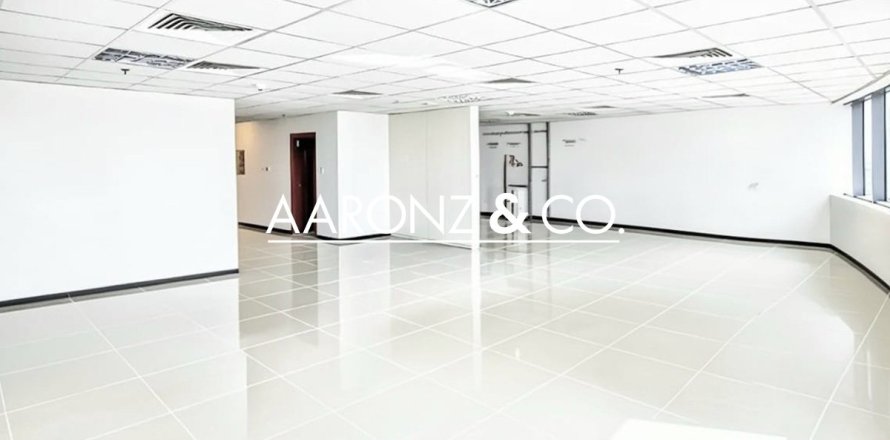 87m² Office in Business Bay, UAE No. 143197