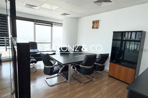 87m² Office in Business Bay, UAE No. 143198 3