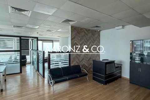 87m² Office in Business Bay, UAE No. 143198 4