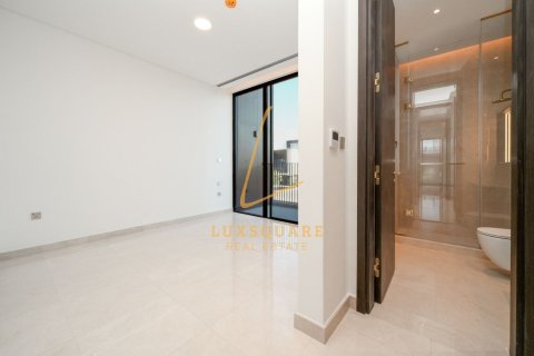 Villa de 3 chambres à EMAAR South, UAE No. 166374 16