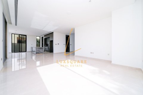 Villa de 3 chambres à EMAAR South, UAE No. 166374 3