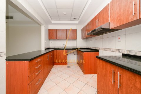 2 bedrooms Apartment in Jumeirah Lake Towers, UAE No. 166375 5