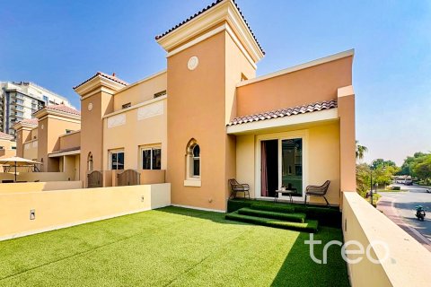 Villa de 4 dormitorios en Victory Heights, UAE No. 206104 3
