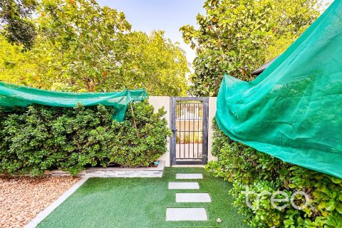 Villa de 3 dormitorios en Villanova, UAE No. 206108 4