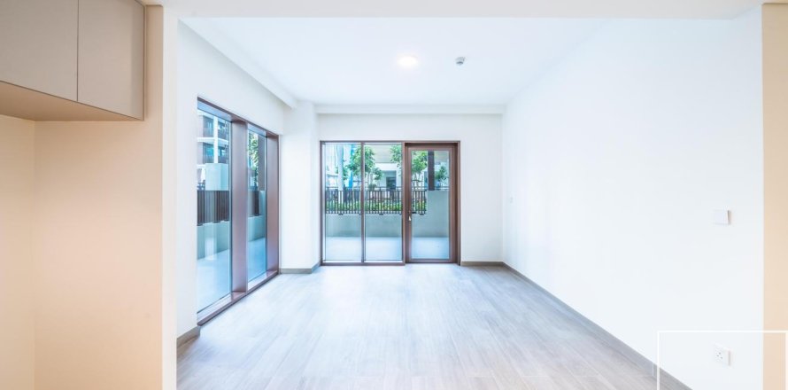 Квартира с 1 спальней в Creek Beach, ОАЭ №136638