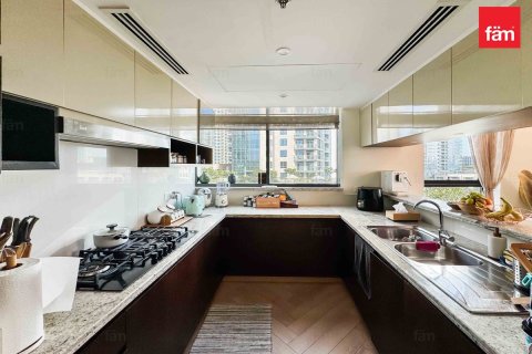 Apartment de 3 dormitorios en Dubai, UAE No. 80260 12