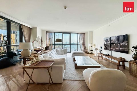Apartment de 3 dormitorios en Dubai, UAE No. 80260 4