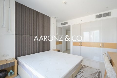 3 bedrooms Apartment No. 132713 8