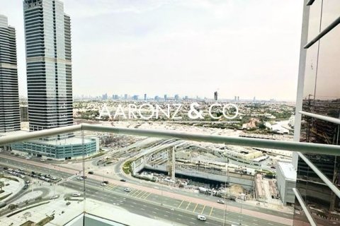 Квартира с 2 спальнями в Джумейра Лейк Тауэрс, ОАЭ №132715 13