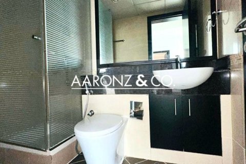 Квартира с 2 спальнями в Джумейра Лейк Тауэрс, ОАЭ №132715 11