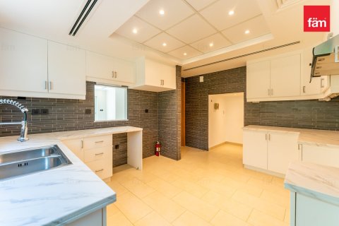 4 bedrooms Villa in Jumeirah Park, UAE No. 166236 25
