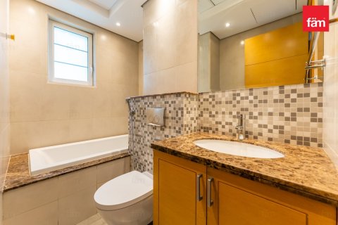 4 bedrooms Villa in Jumeirah Park, UAE No. 166236 8