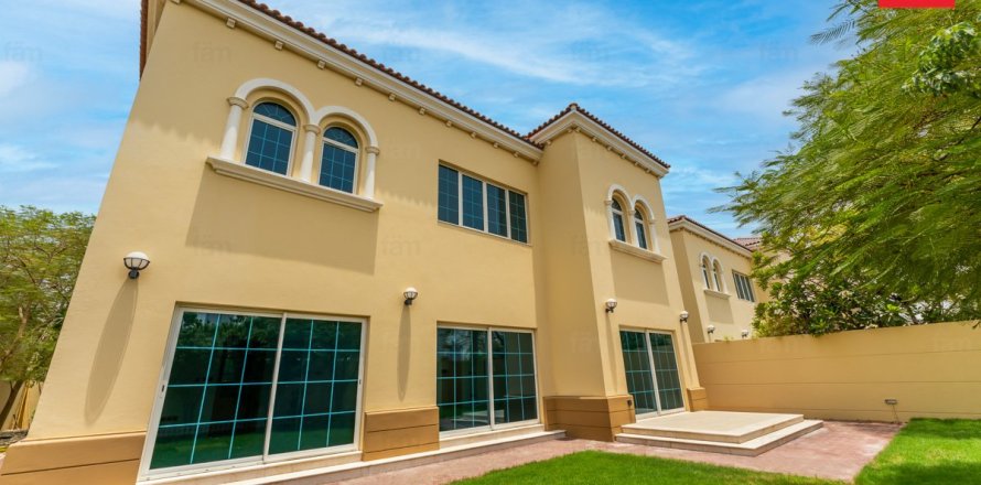 4 bedrooms Villa in Jumeirah Park, UAE No. 166236