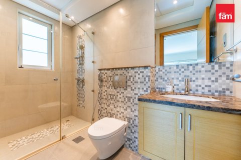 4 bedrooms Villa in Jumeirah Park, UAE No. 166236 9