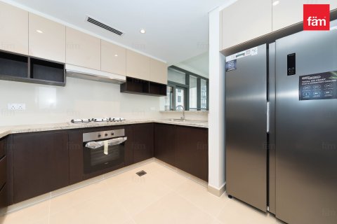 2 bedrooms Apartment in Dubai, UAE No. 198364 22