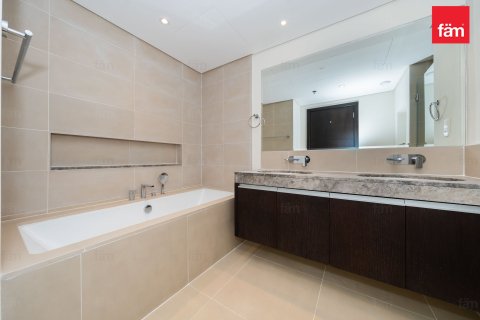 2 bedrooms Apartment in Dubai, UAE No. 198364 13