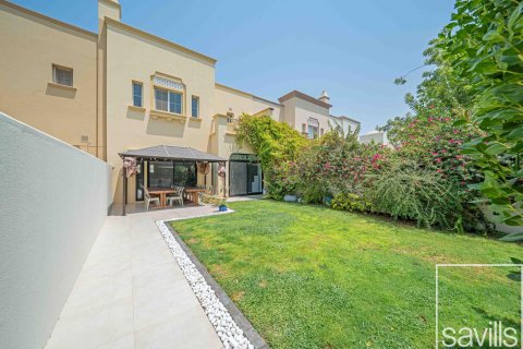 Villa de 3 dormitorios No. 107742 2