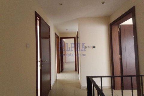 Townhouse de 3 dormitorios  No. 107568 10