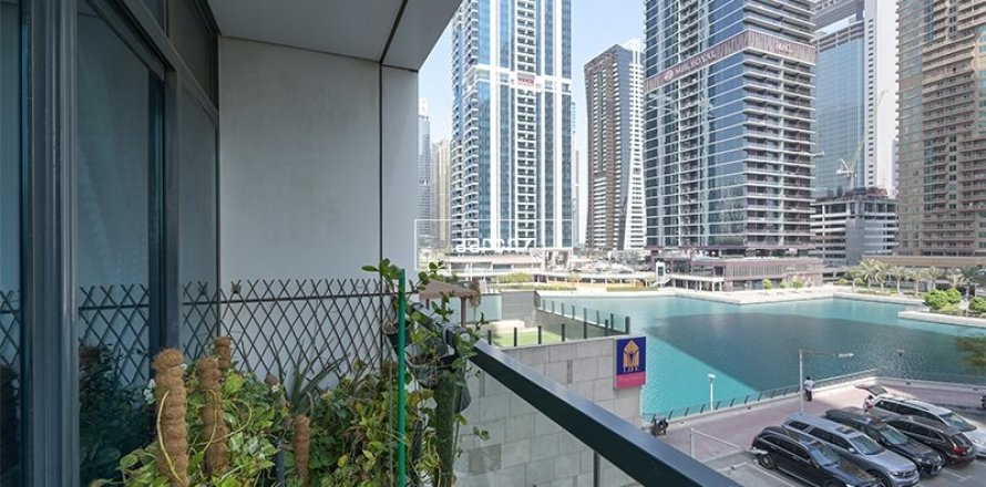 Квартира с 2 спальнями  №107577