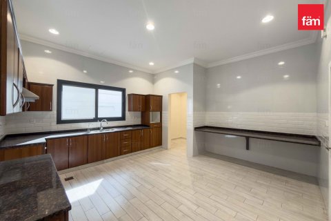 6 bedrooms Villa  No. 131375 14