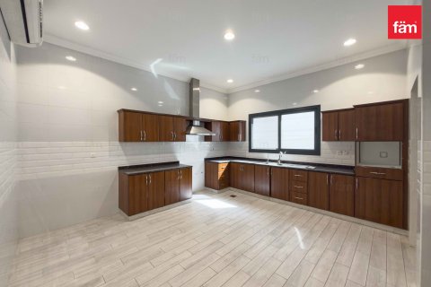 6 bedrooms Villa  No. 131375 10