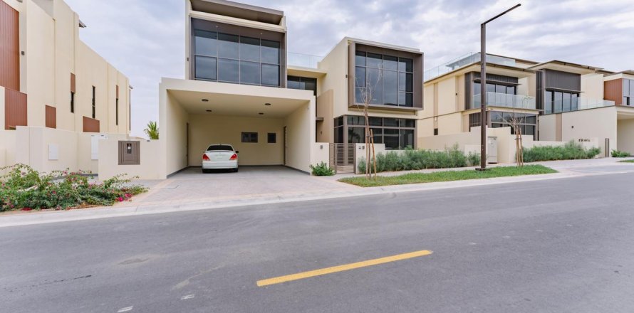 4 bedrooms Villa in Golf Place, UAE No. 88150
