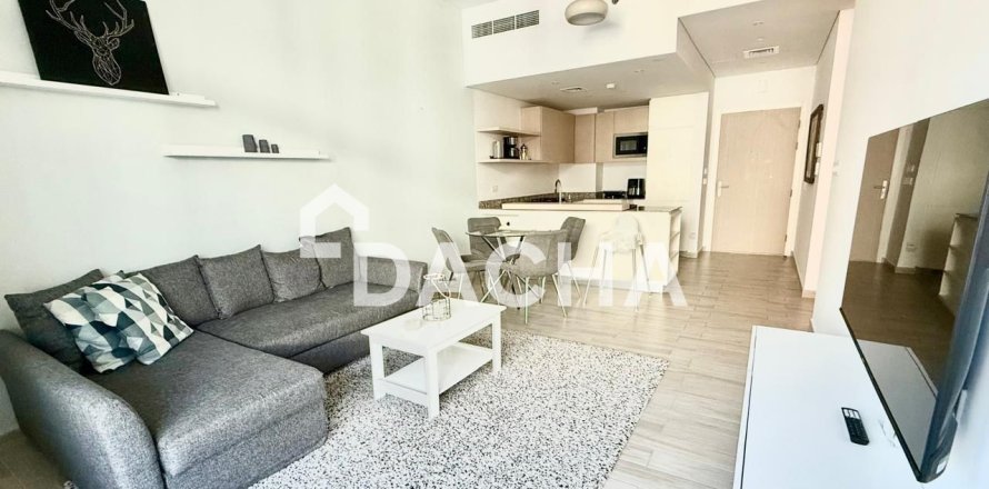 1 غرف نوم شقة في District 15, الإمارات العربية المتحدة رقم 165752