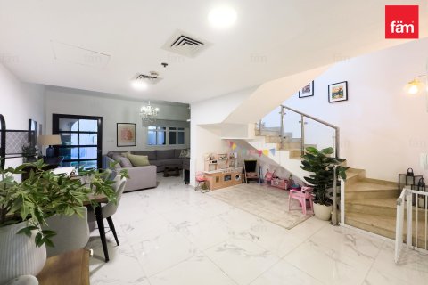 4 غرف نوم تاون هاوس  رقم 126157 3