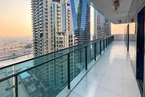 3 bedrooms Apartment in Merano Tower, UAE No. 200063 4