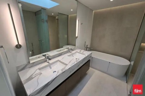 3 bedrooms Townhouse in Dubai, UAE No. 137348 11