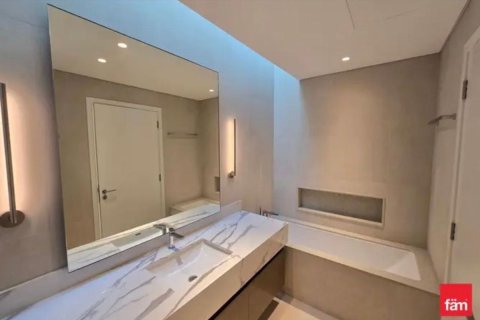 3 bedrooms Townhouse in Dubai, UAE No. 137348 10