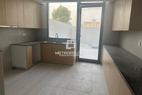 3 bedrooms Townhouse No. 128645 4