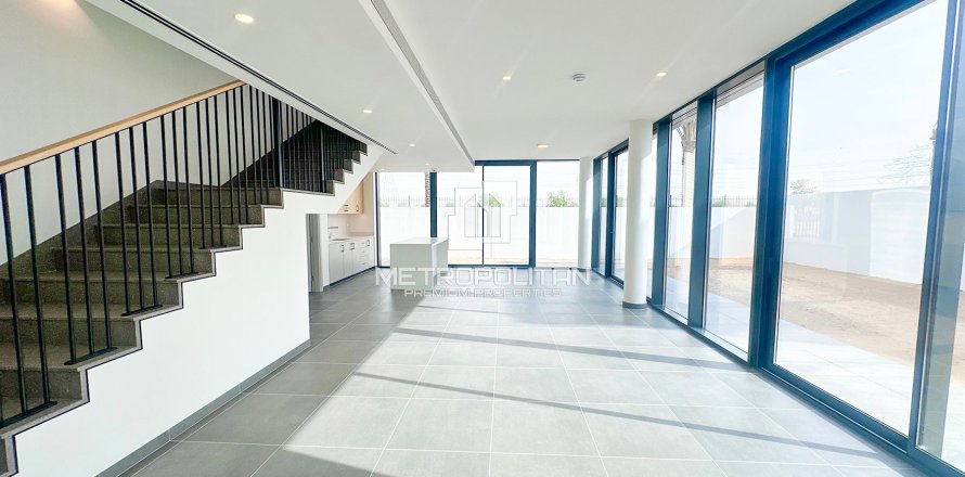 4 bedrooms Villa No. 128643