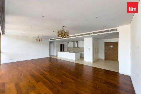 Квартира с 3 спальнями  №115938 3