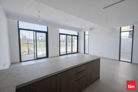 Таунхаус с 4 спальнями в Дубай, ОАЭ №137294 5