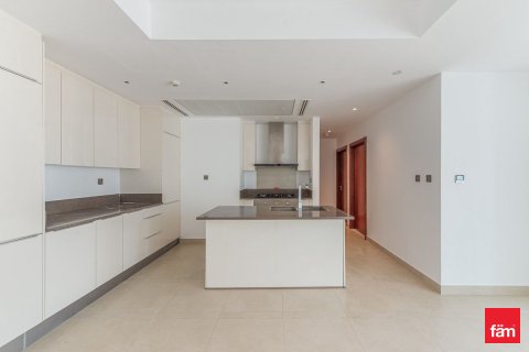 3 bedrooms Apartment  No. 117952 2