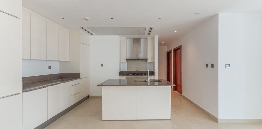 3 bedrooms Apartment  No. 117952