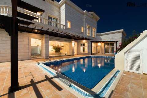 Villa de 5 chambres à Al Barsha, UAE No. 163100