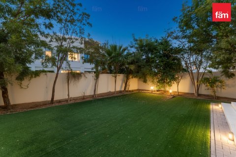 Таунхаус с 3 спальнями в Рим, ОАЭ №131452 23